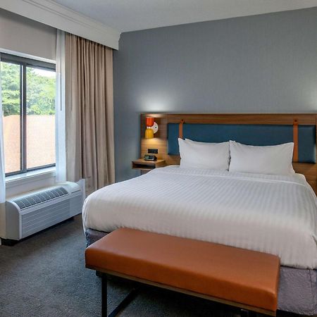 Отель Sonesta Select Boston Foxborough Mansfield Экстерьер фото